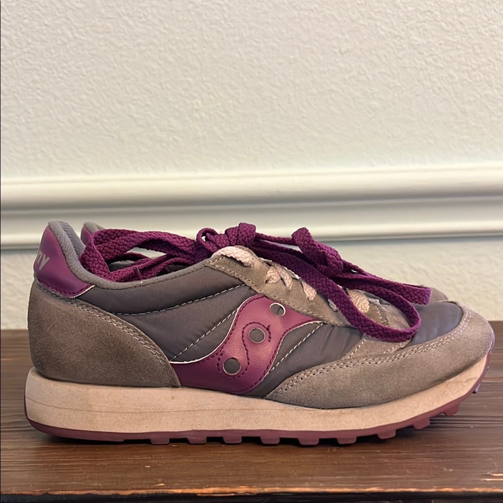 Saucony Jazz Purple and Gray Retro Sneakers